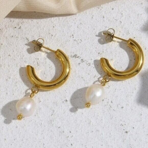 Dangle Pearl Earrings Huggie Earrings Waterproof Chunky Pearl Hoop Huggies CUTE - Picture 2 of 11